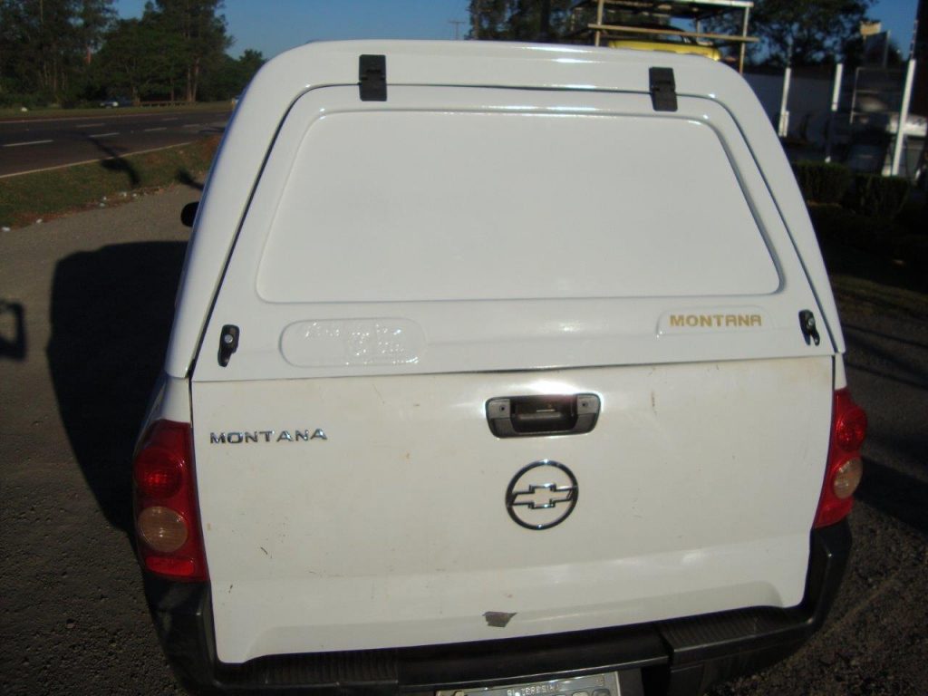 Capota de Fibra para Montana